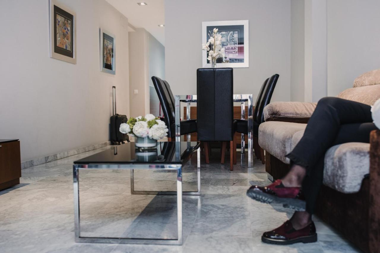 Citizentral Juristas Apartman Valencia Kültér fotó